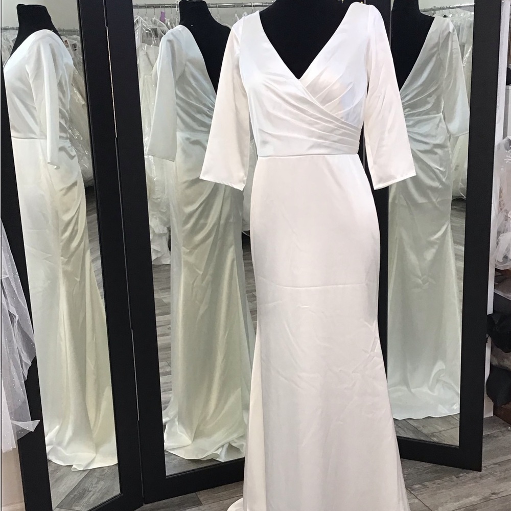 Elegant White Wrap V-Neck Long Dress